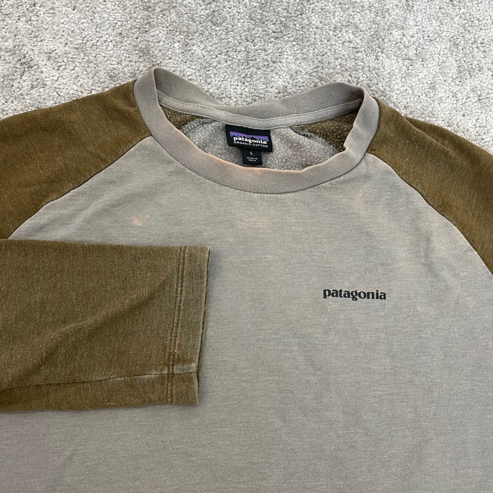 Patagonia Sweatshirt Mens Large P 6 Logo Lightweight Crew Distressed